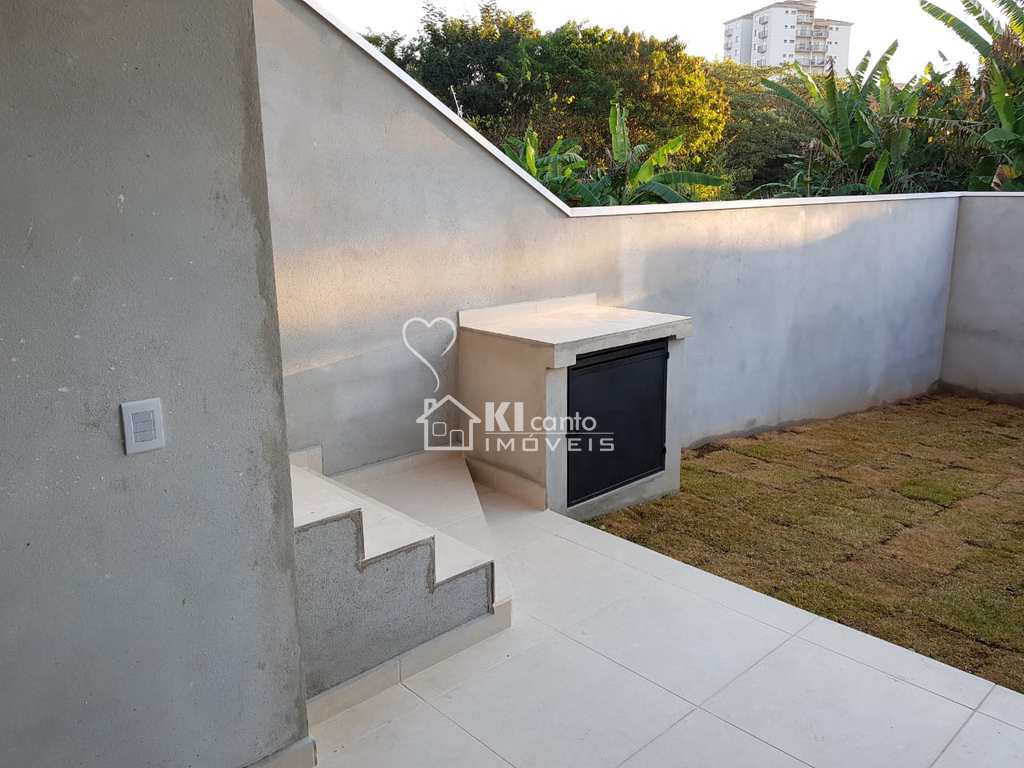 Sobrado em Atibaia, no bairro Jardim Paulista