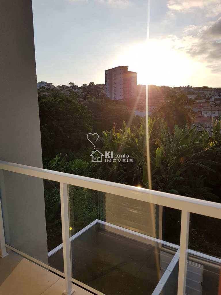 Sobrado em Atibaia, no bairro Jardim Paulista