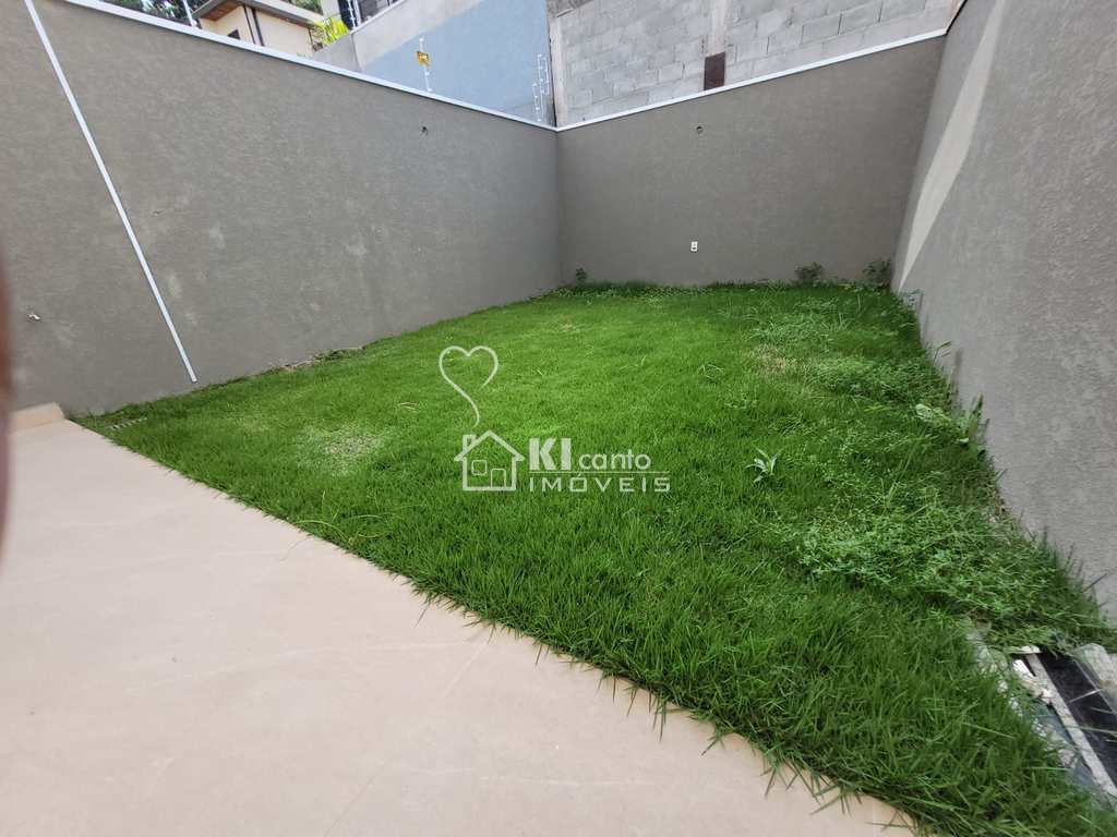 Casa em Atibaia, no bairro Jardim Paulista