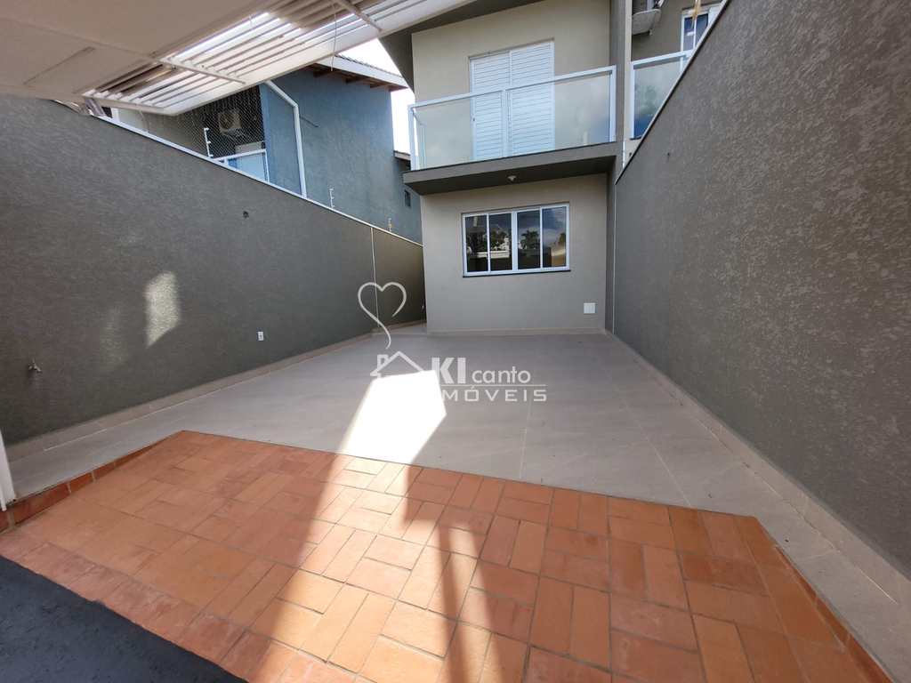 Casa em Atibaia, no bairro Jardim Paulista