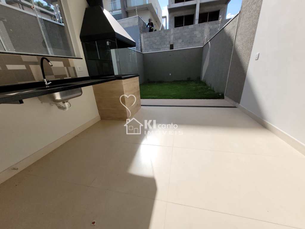 Casa em Atibaia, no bairro Jardim Paulista