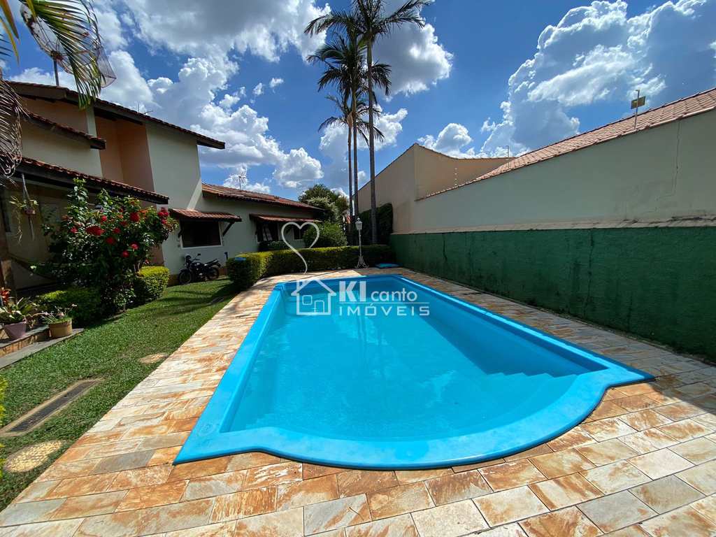 Casa em Atibaia, no bairro Loteamento Loanda