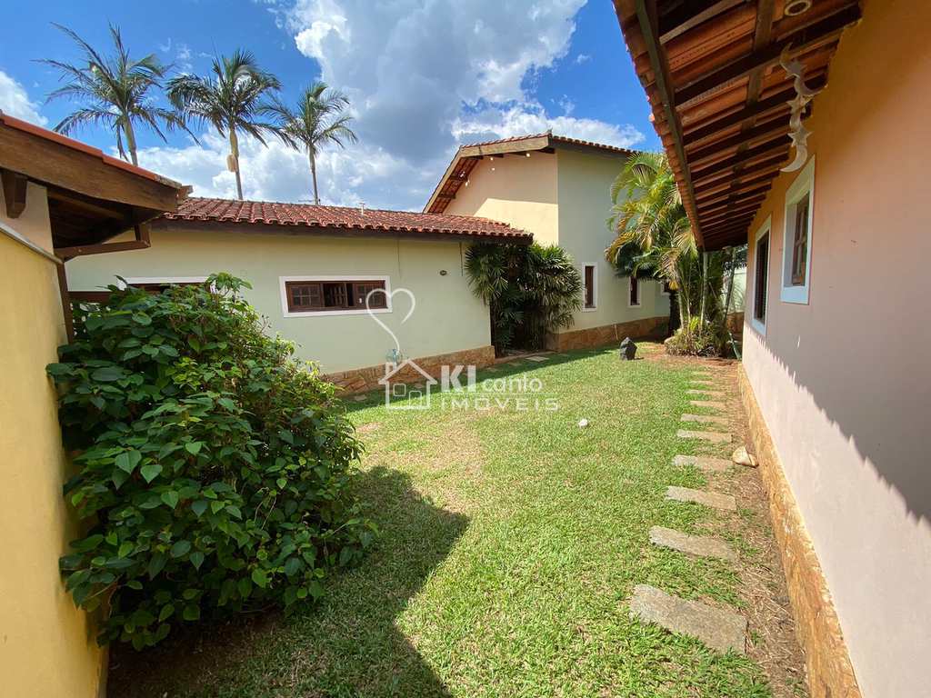 Casa em Atibaia, no bairro Loteamento Loanda