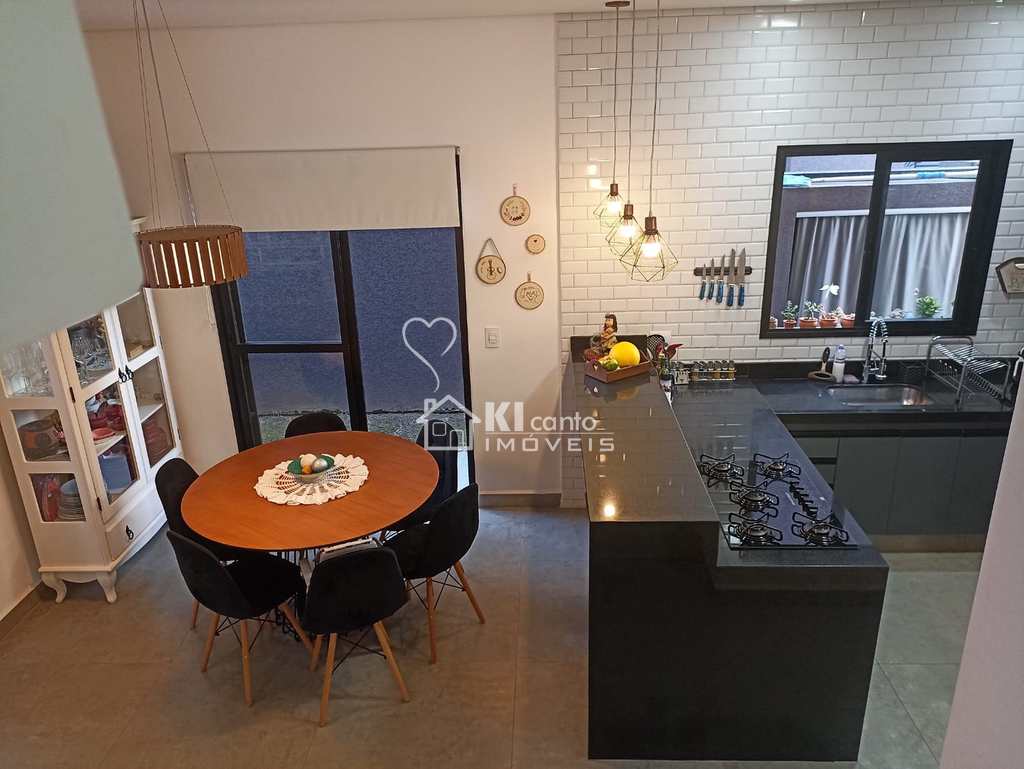 Casa de Condomínio em Atibaia, no bairro Ressaca