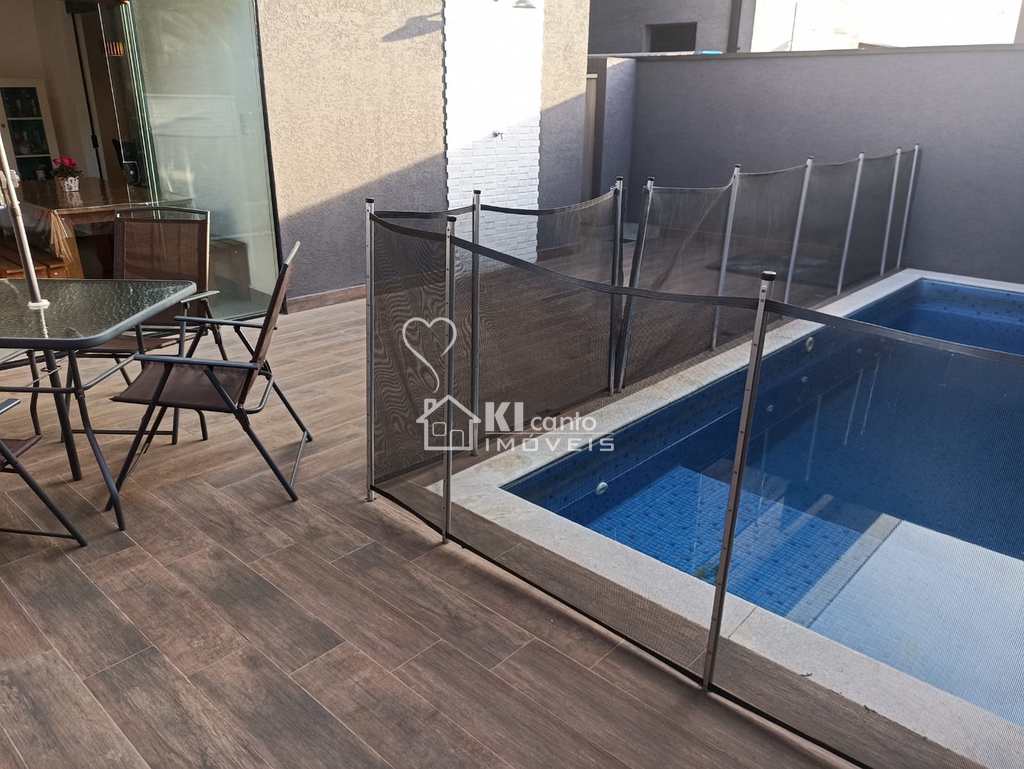 Casa de Condomínio em Atibaia, no bairro Ressaca