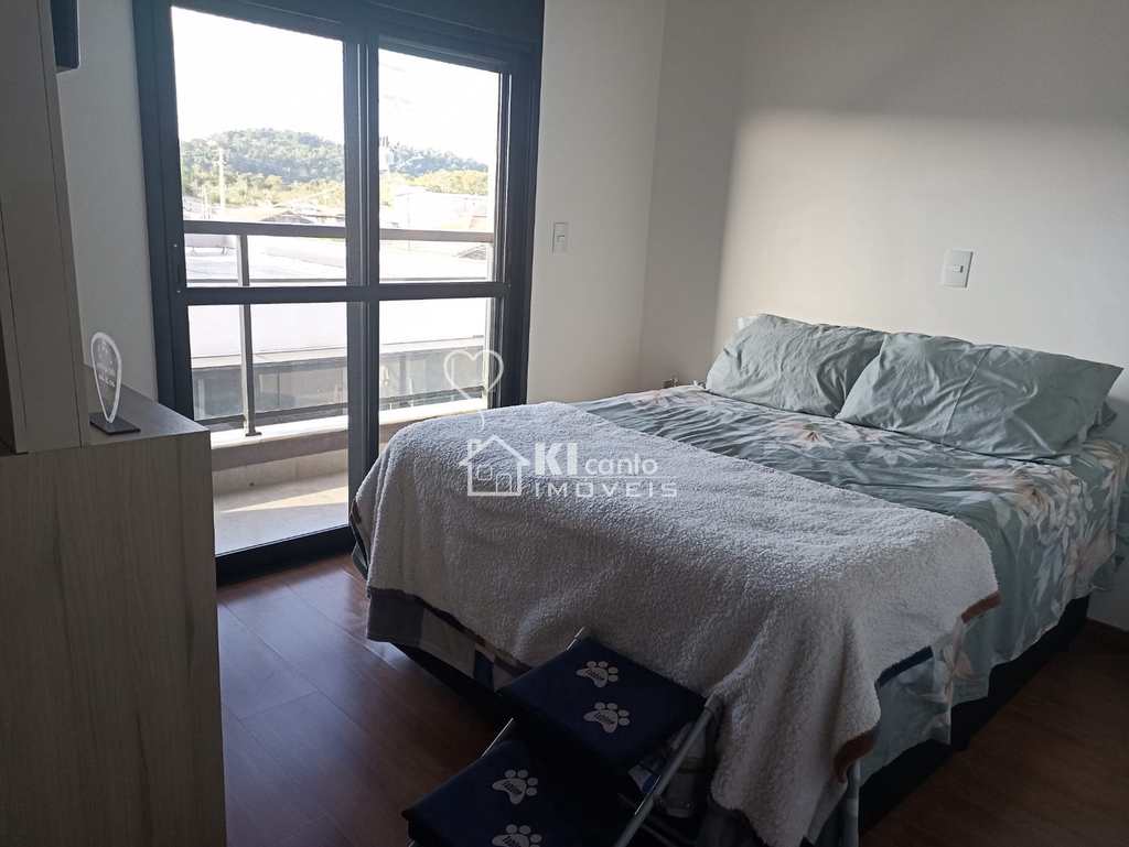 Casa de Condomínio em Atibaia, no bairro Ressaca