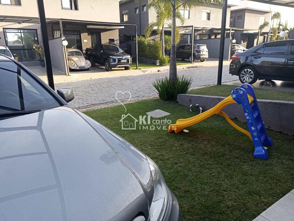Casa de Condomínio em Atibaia, no bairro Ressaca