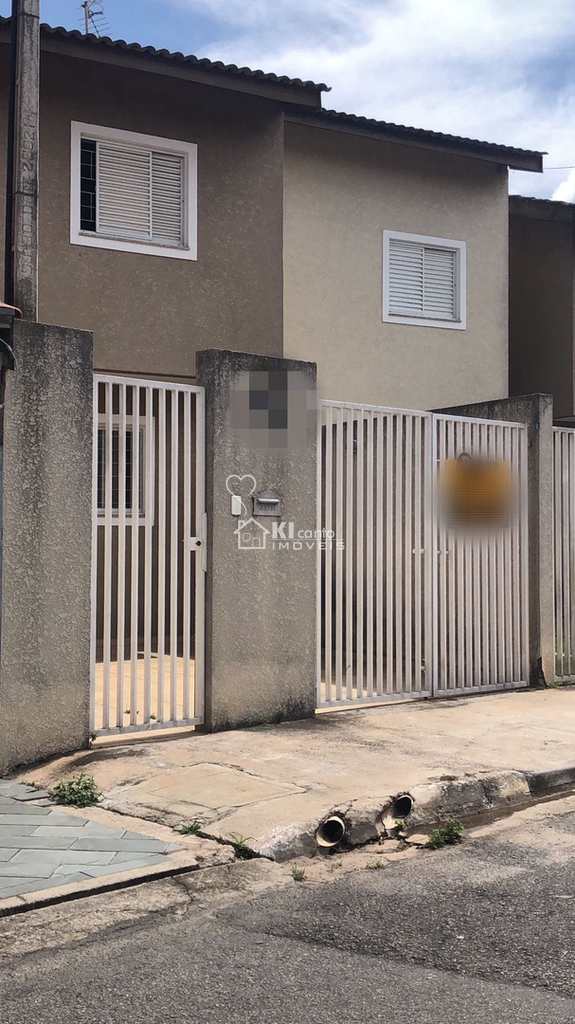 Casa em Atibaia, no bairro Jardim das Cerejeiras