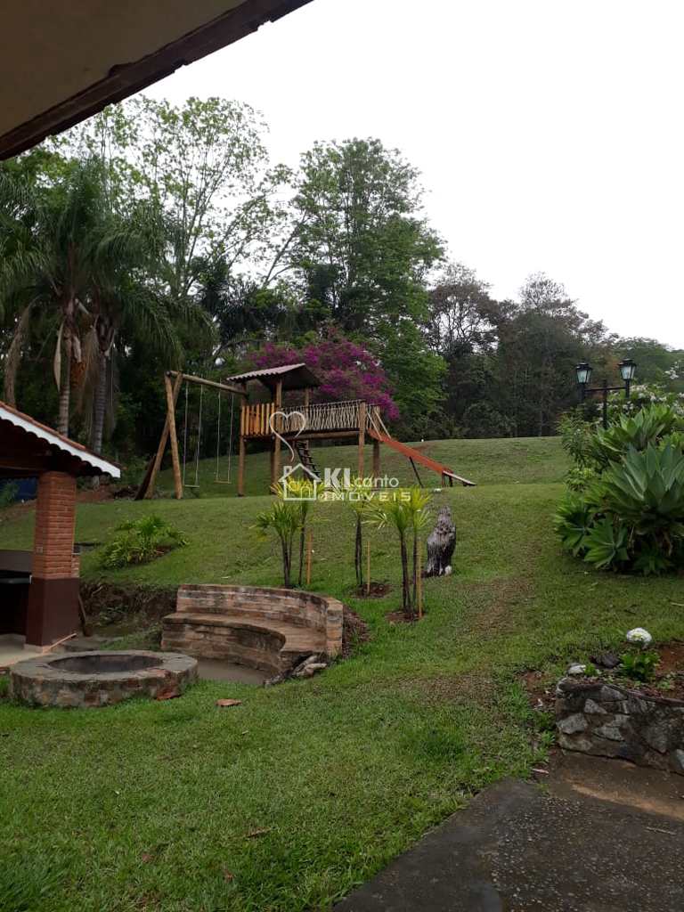 Sítio em Bom Jesus dos Perdões, no bairro Serra Negra