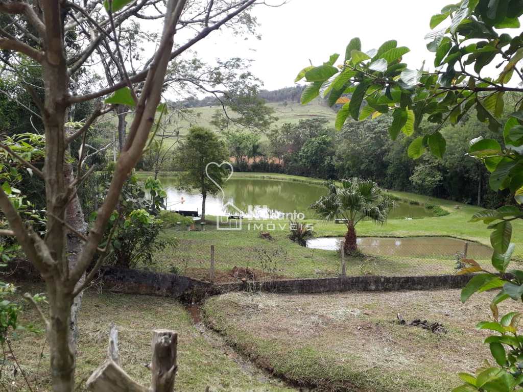 Sítio em Bom Jesus dos Perdões, no bairro Serra Negra