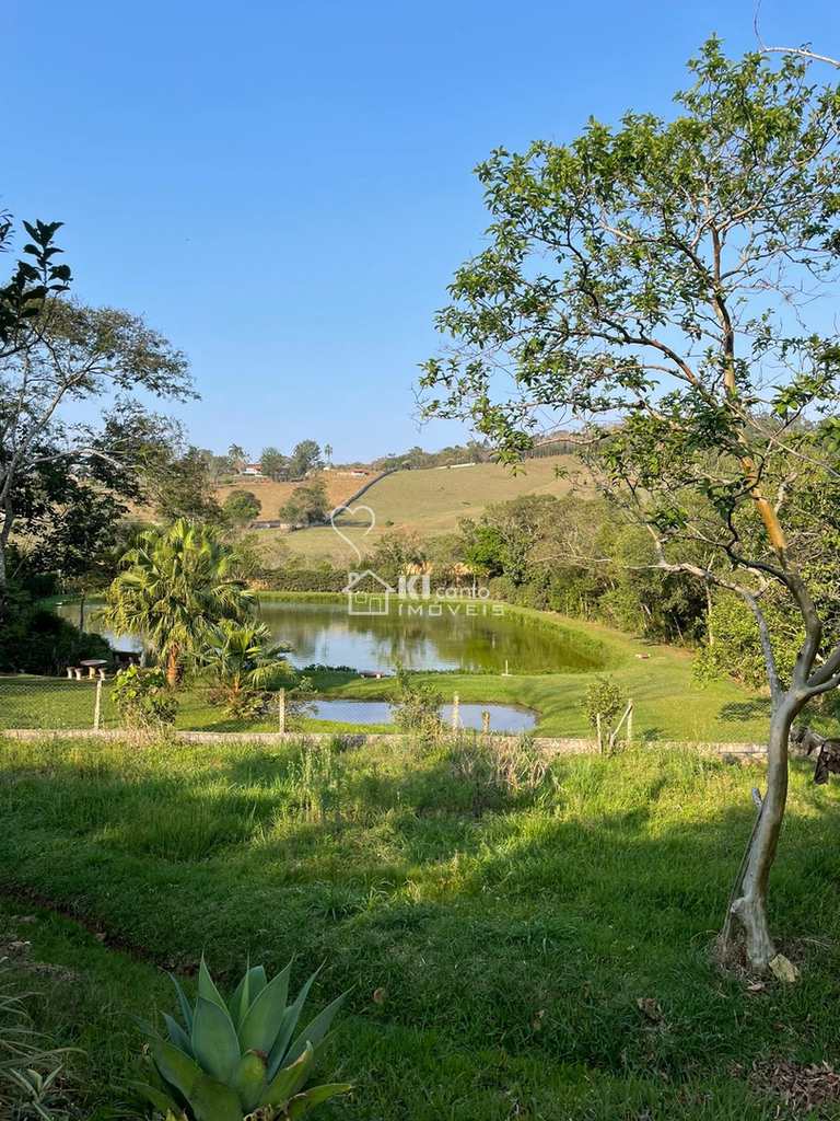 Sítio em Bom Jesus dos Perdões, no bairro Serra Negra