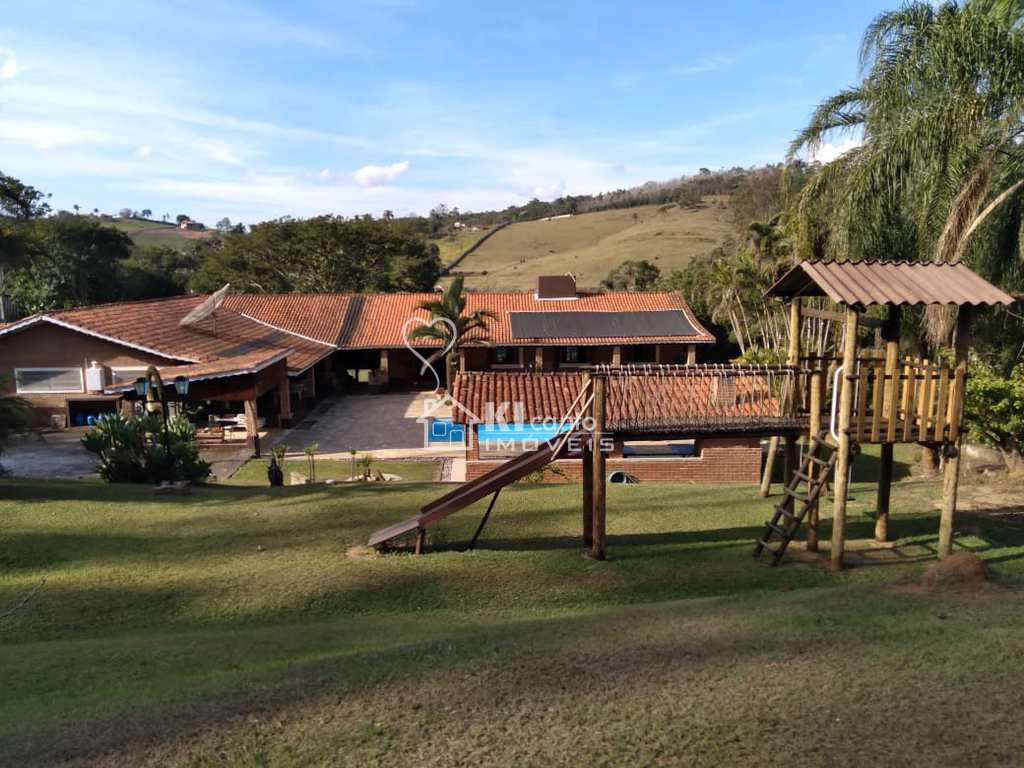 Sítio em Bom Jesus dos Perdões, no bairro Serra Negra