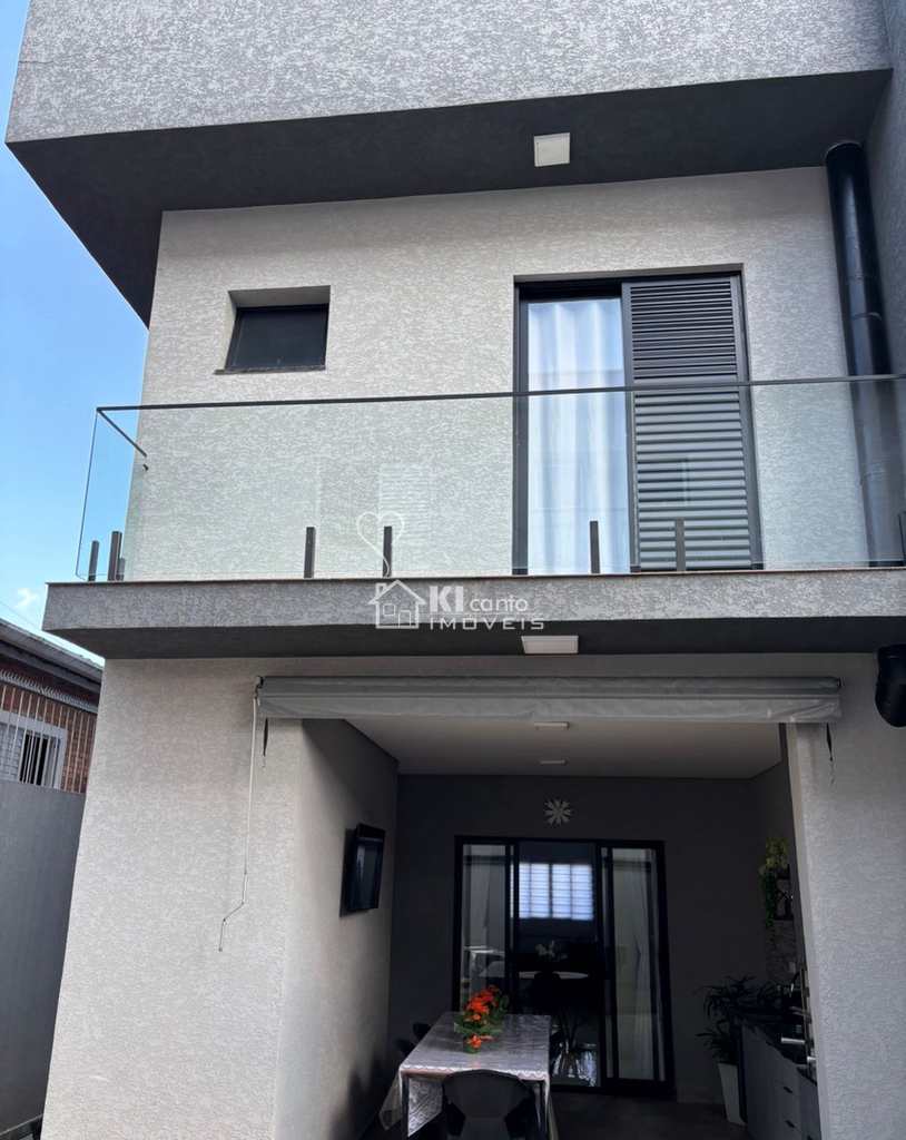 Casa em Atibaia, no bairro Jardim dos Pinheiros