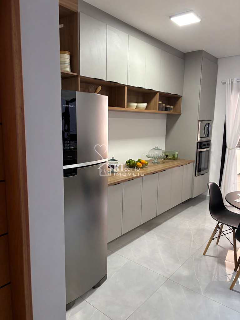 Casa em Atibaia, no bairro Jardim dos Pinheiros