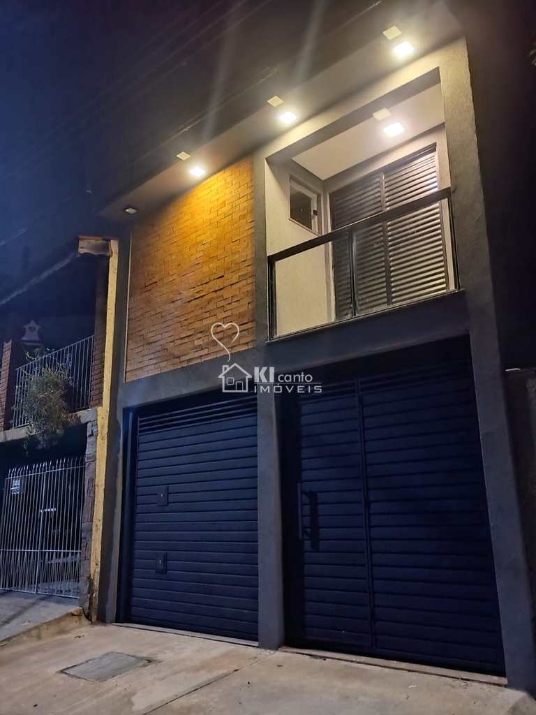Casa em Atibaia, no bairro Jardim Alvinópolis