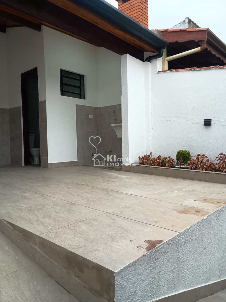 Casa em Atibaia, no bairro Jardim Alvinópolis