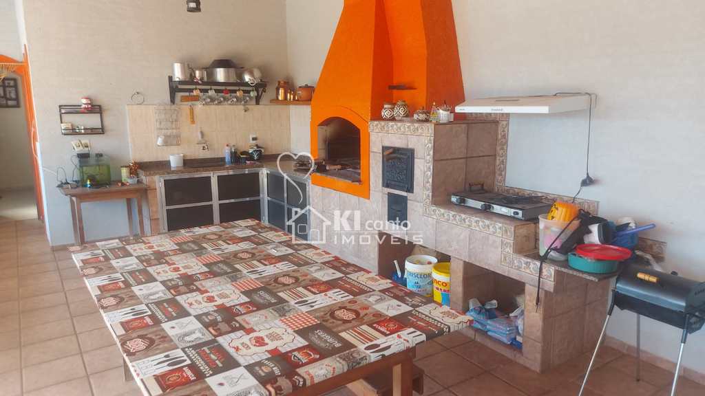 Casa em Atibaia, no bairro Jardim dos Pinheiros
