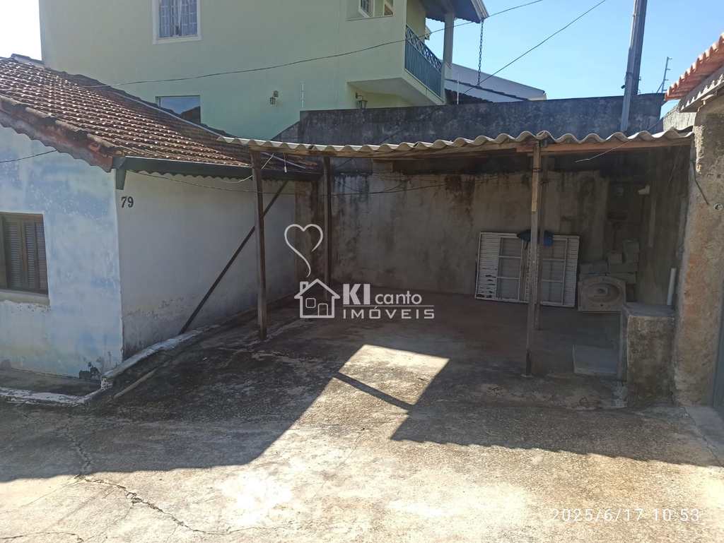 Casa em Atibaia, no bairro Jardim dos Pinheiros