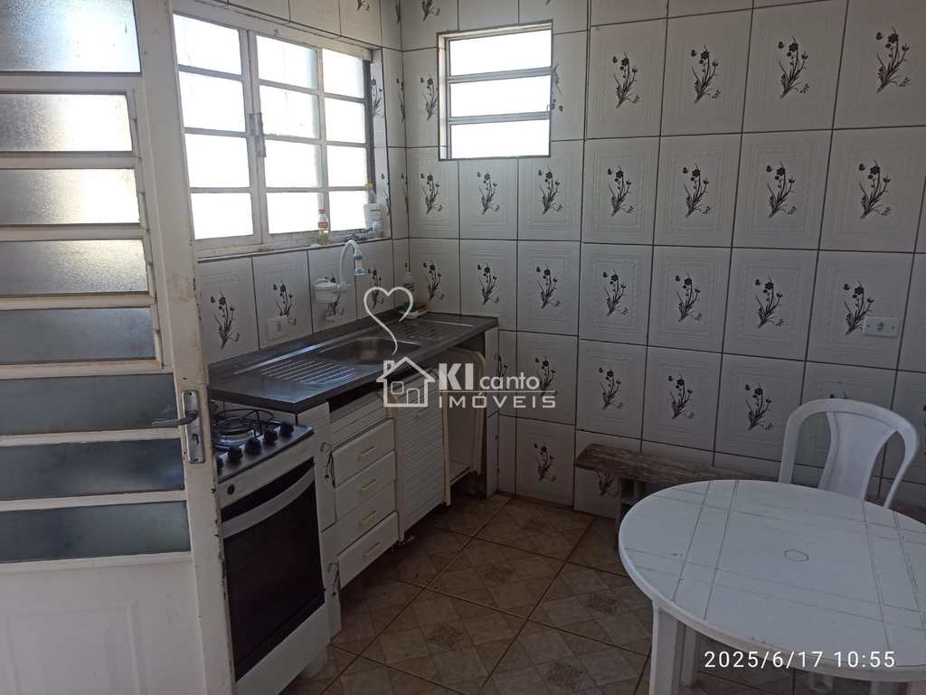 Casa em Atibaia, no bairro Jardim dos Pinheiros