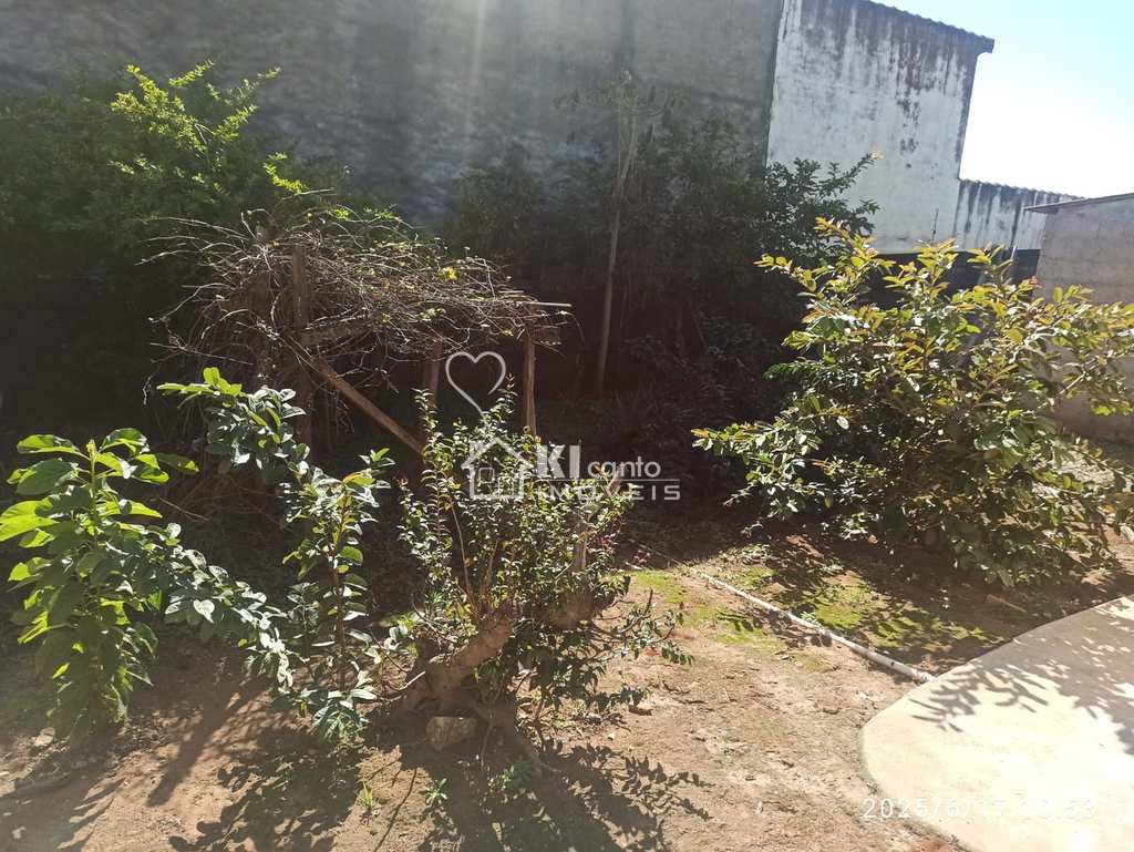 Casa em Atibaia, no bairro Jardim dos Pinheiros