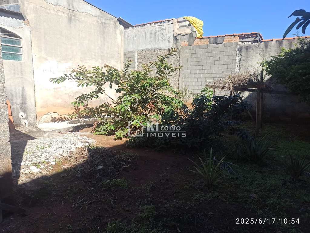 Casa em Atibaia, no bairro Jardim dos Pinheiros