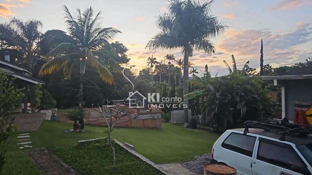 Terreno em Atibaia, no bairro Vila Mira