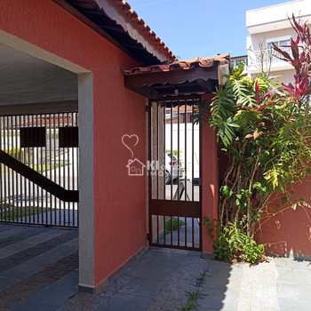 Casa em Atibaia, bairro Jardim Paulista