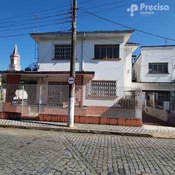 Sobrado em Lorena, bairro Centro