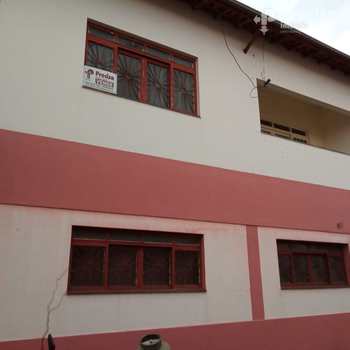 Sobrado em Lorena, bairro Nova Lorena