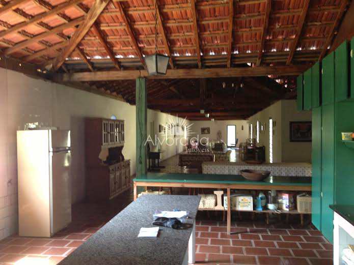 Sítio em Amparo, no bairro Jardim Cachoeira