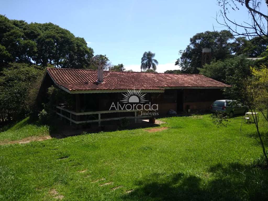 Chácara em Itatiba, no bairro Parque Nova Xampirra