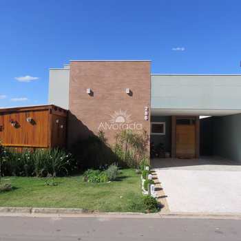 Casa de Condomínio em Itatiba, bairro Loteamento Itatiba Country Club