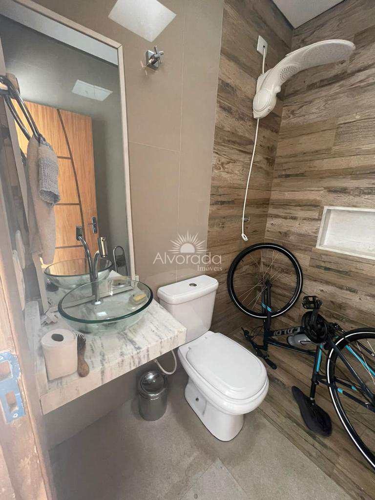 Casa de Condomínio em Santana de Parnaíba, no bairro Alphaville