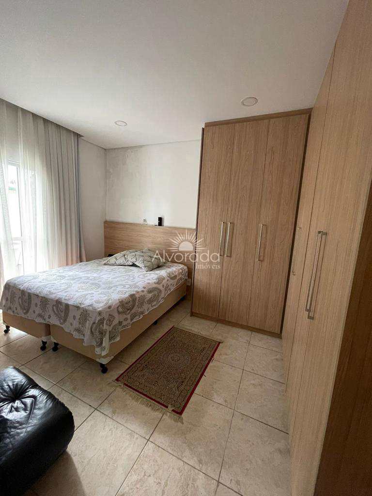 Casa de Condomínio em Santana de Parnaíba, no bairro Alphaville