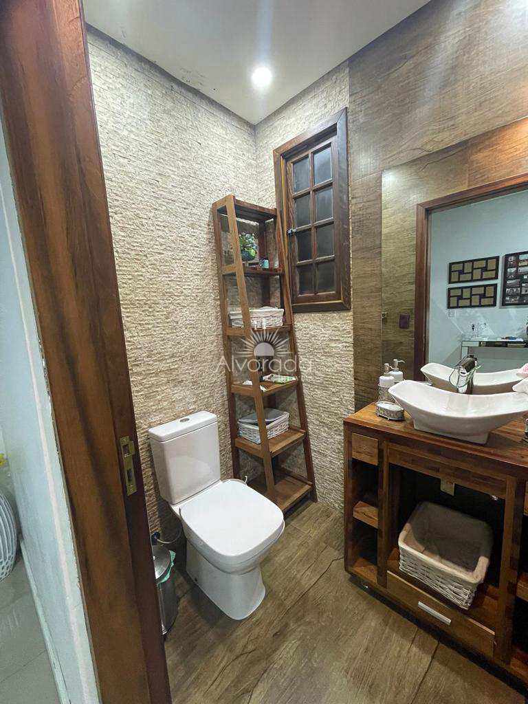 Casa de Condomínio em Santana de Parnaíba, no bairro Alphaville