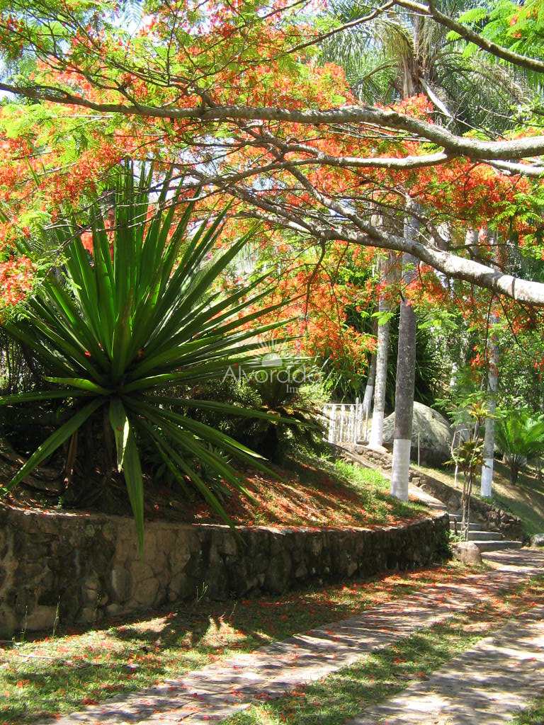 Casa de Condomínio em Valinhos, no bairro Nova Suiça I