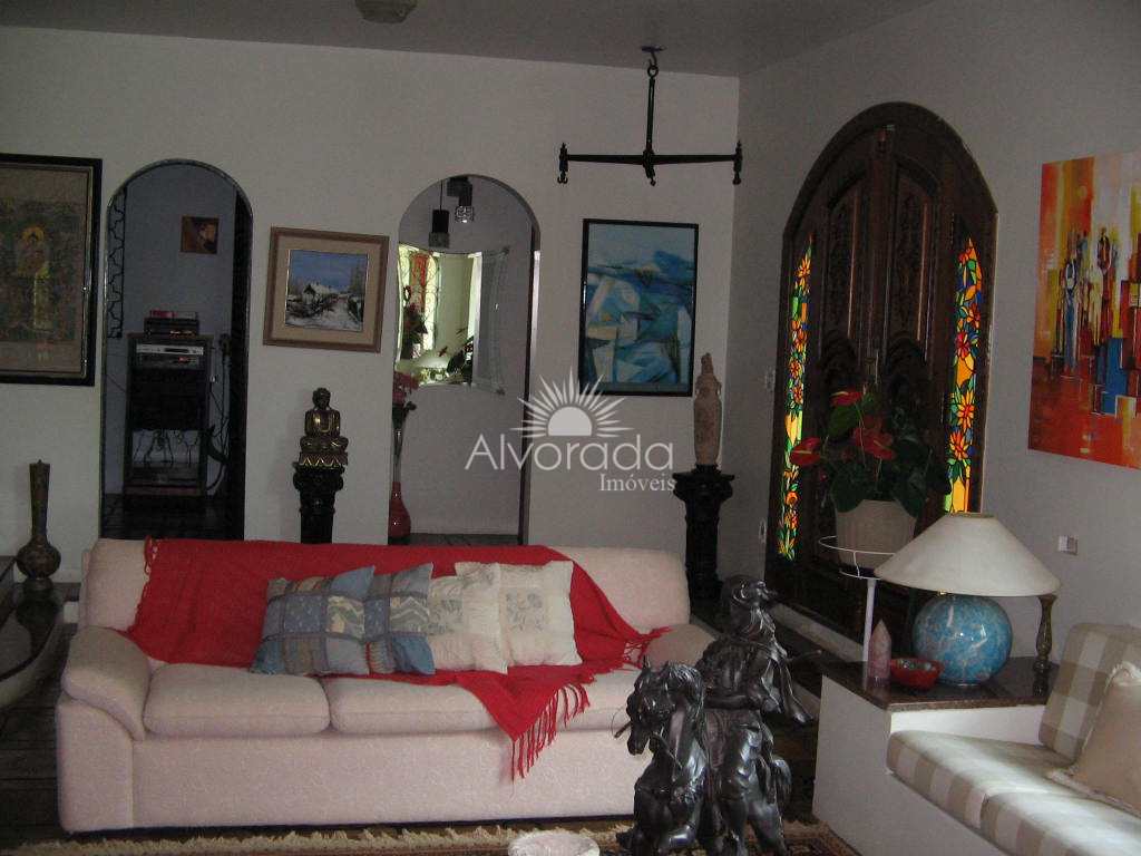 Casa de Condomínio em Valinhos, no bairro Nova Suiça I