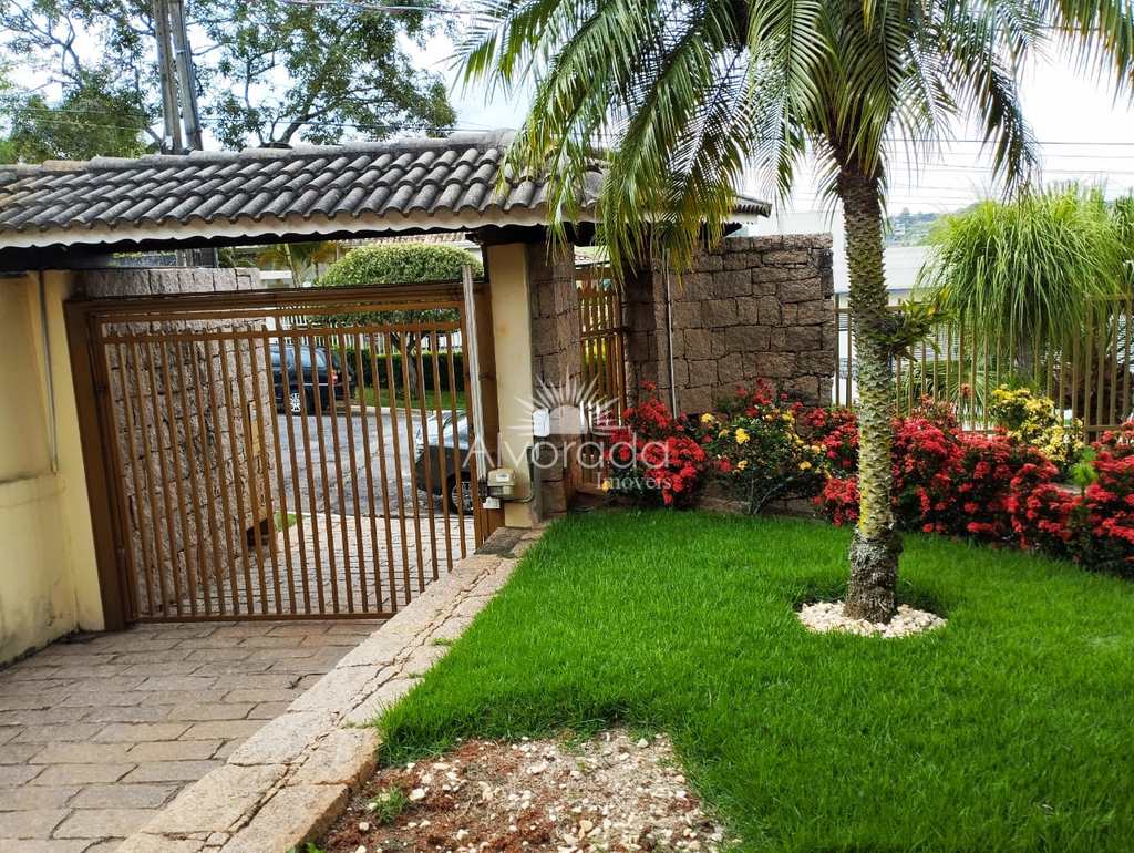 Chácara em Itatiba, no bairro Jardim Leonor