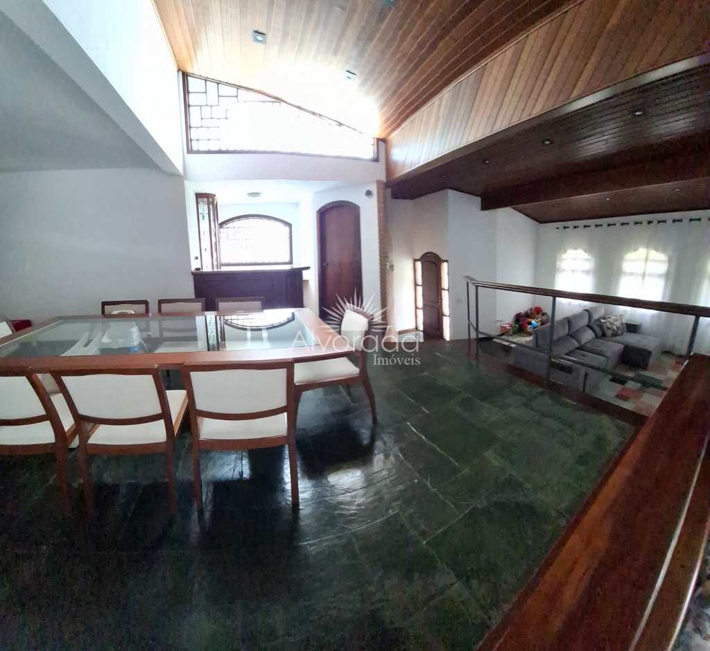 Chácara em Itatiba, no bairro Jardim Leonor