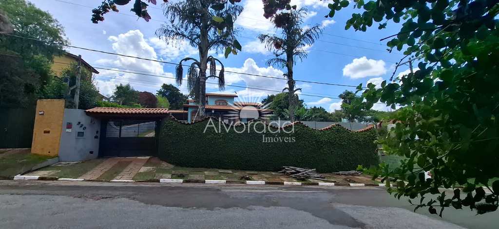 Chácara em Itatiba, no bairro Jardim Leonor