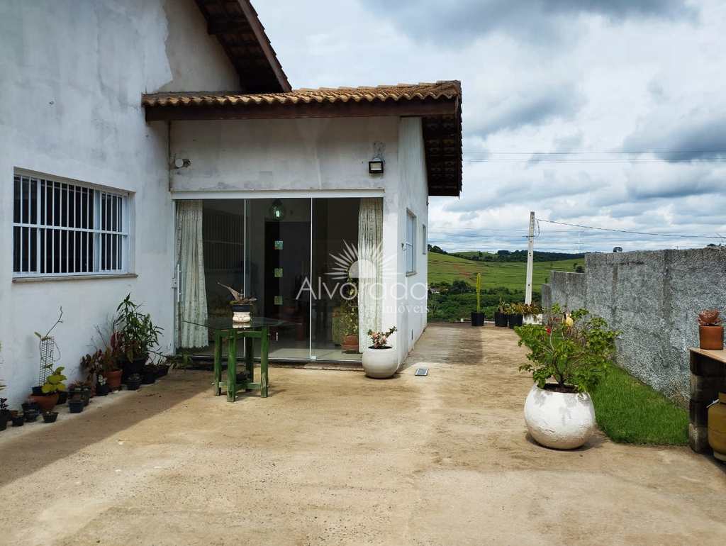 Chácara em Itatiba, no bairro Jardim Leonor