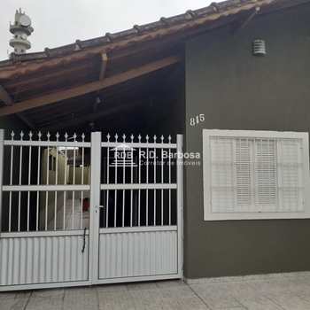 Casa em Praia Grande, bairro Maracanã