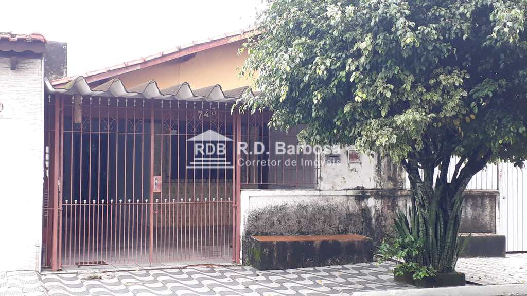 Casa em Praia Grande, no bairro Balneário Maracanã