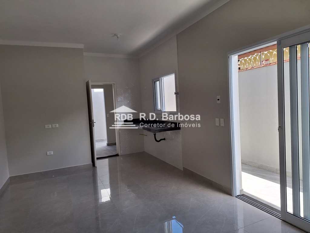 Casa em Praia Grande, no bairro Real