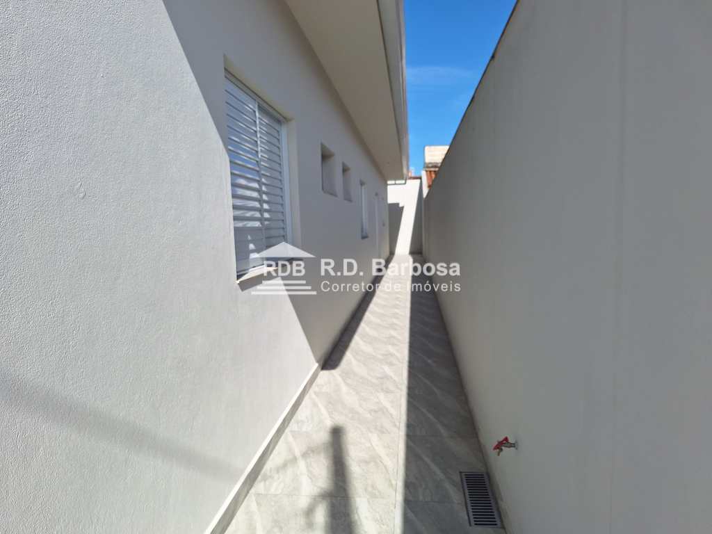 Casa em Praia Grande, no bairro Real