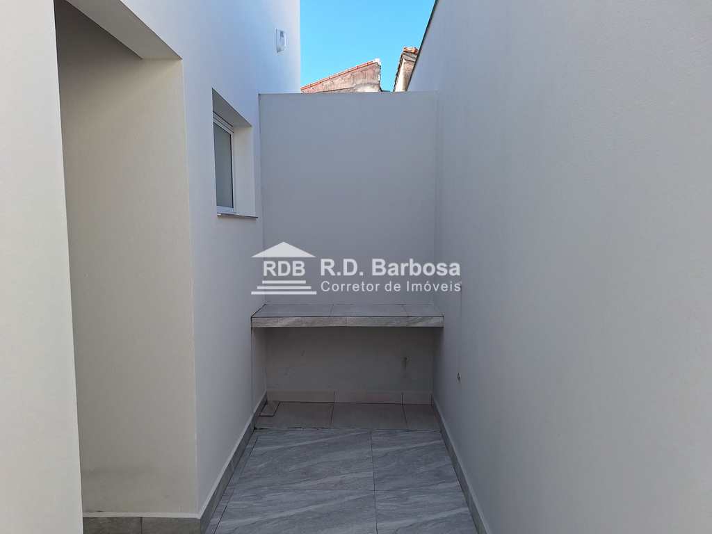 Casa em Praia Grande, no bairro Real