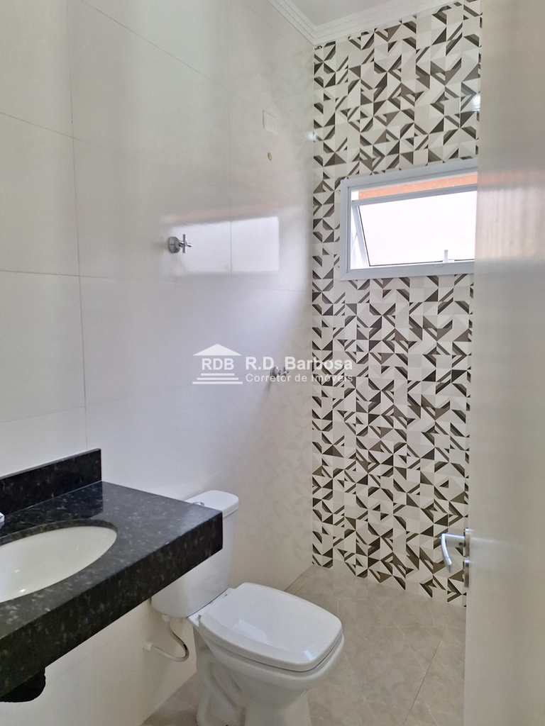 Casa em Praia Grande, no bairro Real