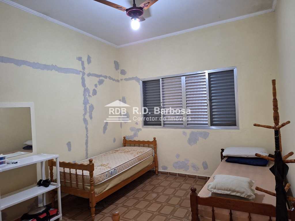 Casa em Praia Grande, no bairro Maracanã