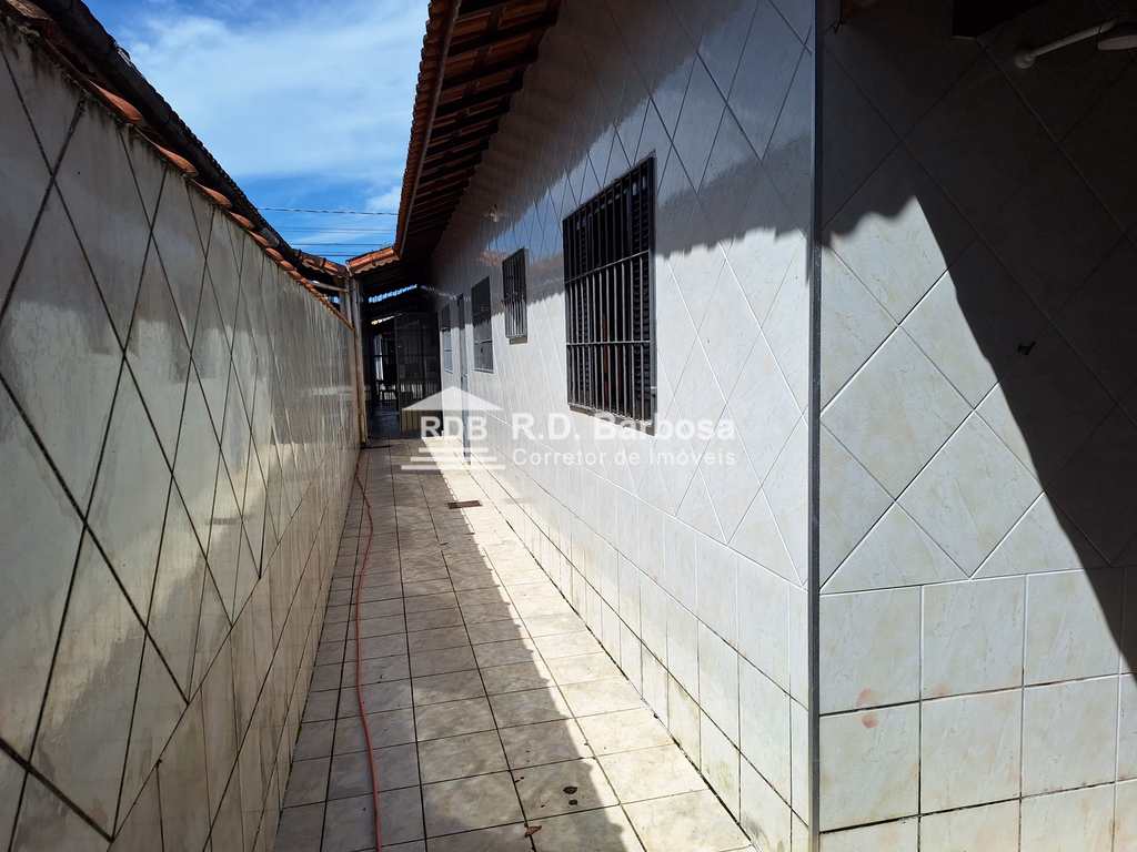 Casa em Praia Grande, no bairro Maracanã