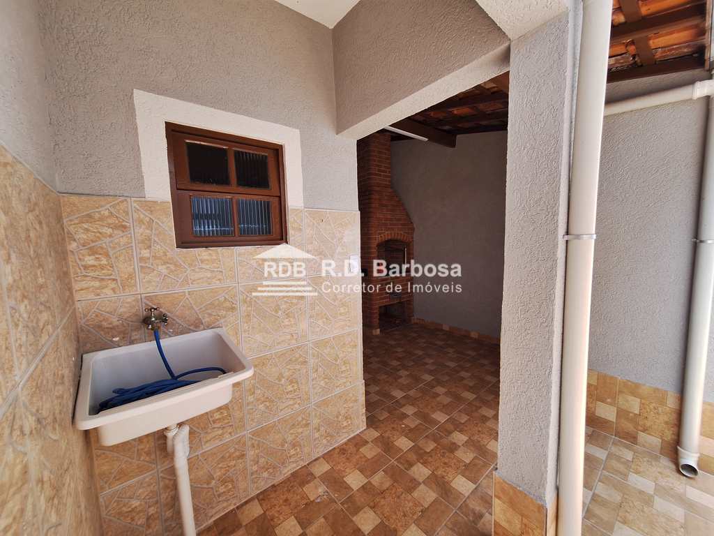 Casa em Praia Grande, no bairro Maracanã